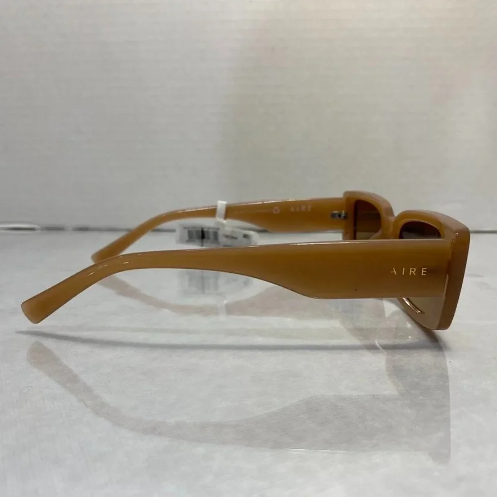 AIRE Novae Sunglasses Milky Caramel Brown Gradient